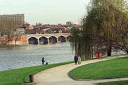 Toulouse Tourism - Haute-garonne