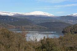 Lake of saint-cassien